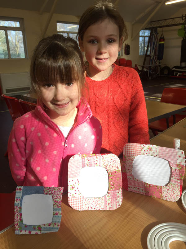 https://indigoartsandcrafts.co.uk/wp-content/uploads/2018/06/Indigo-Arts-and-Crafts-February-half-term-2017-1.jpg