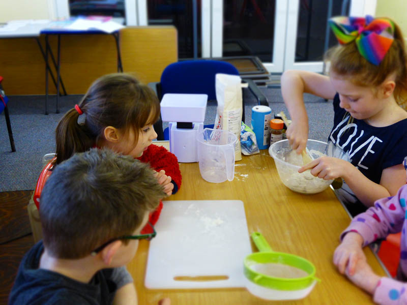 https://indigoartsandcrafts.co.uk/wp-content/uploads/2018/06/Indigo-Arts-and-Crafts-February-half-term-2017-18.jpg