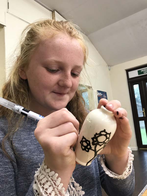 https://indigoartsandcrafts.co.uk/wp-content/uploads/2018/06/Indigo-Arts-and-Crafts-Summer-2017-210.jpg