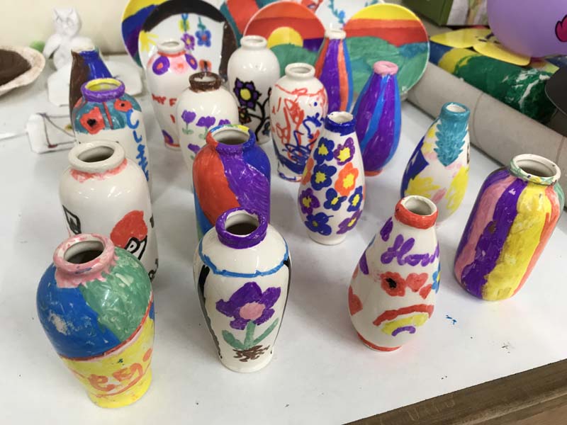 https://indigoartsandcrafts.co.uk/wp-content/uploads/2018/06/Indigo-Arts-and-Crafts-Summer-2017-223.jpg